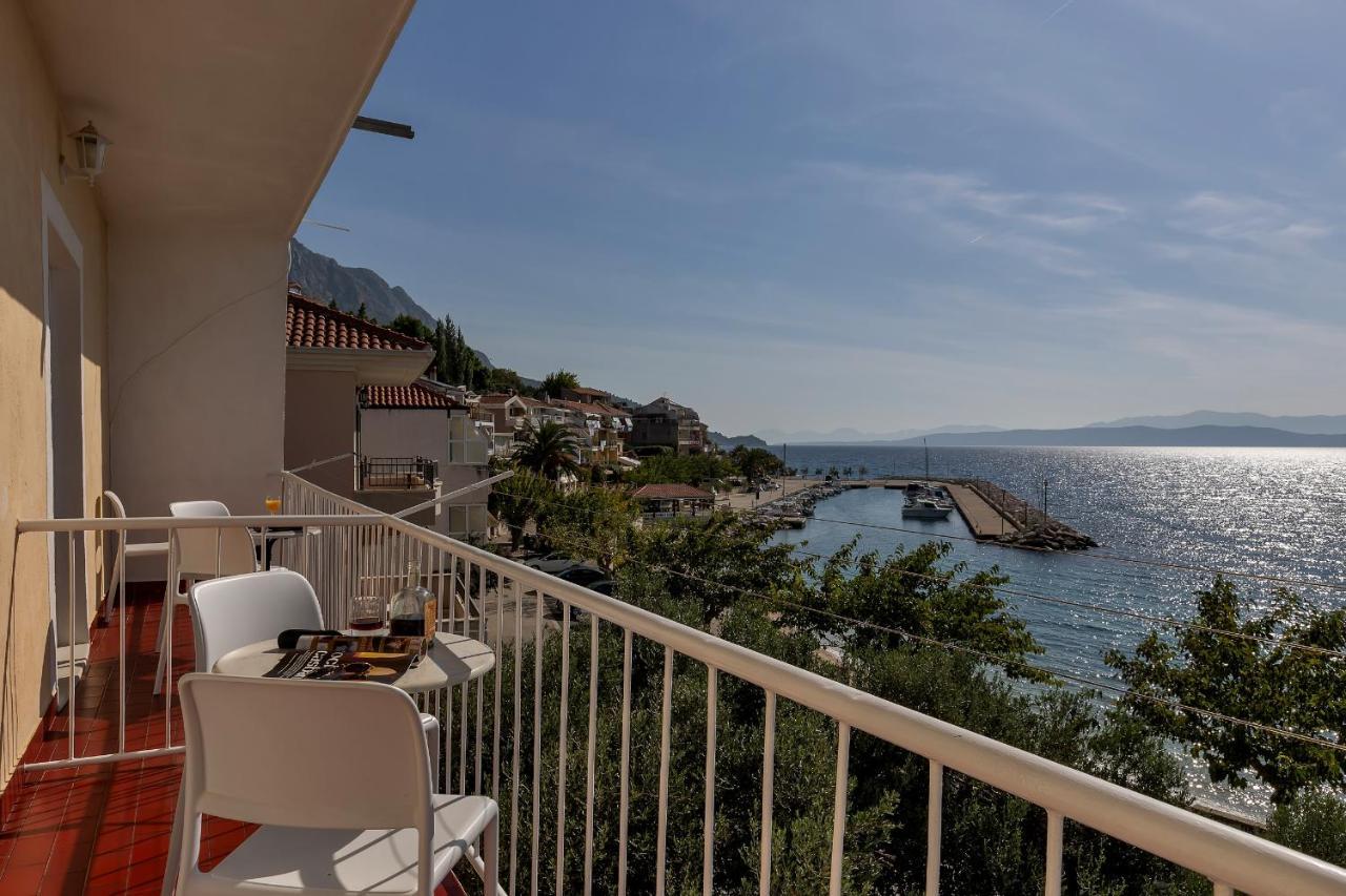 Apartments By The Sea Podgora, Makarska - 2596 Bagian luar foto